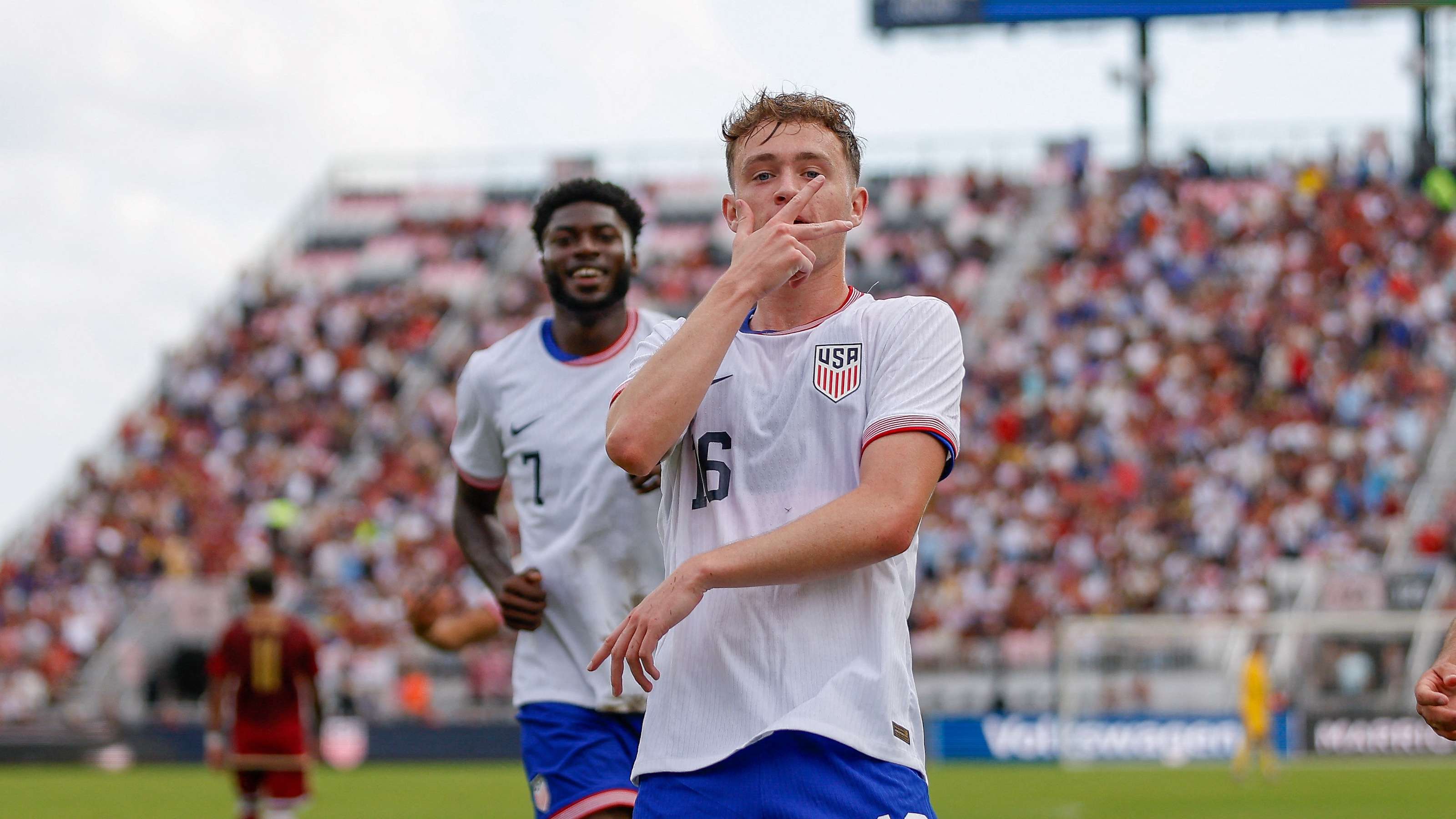 队协作在逆 队协作在逆